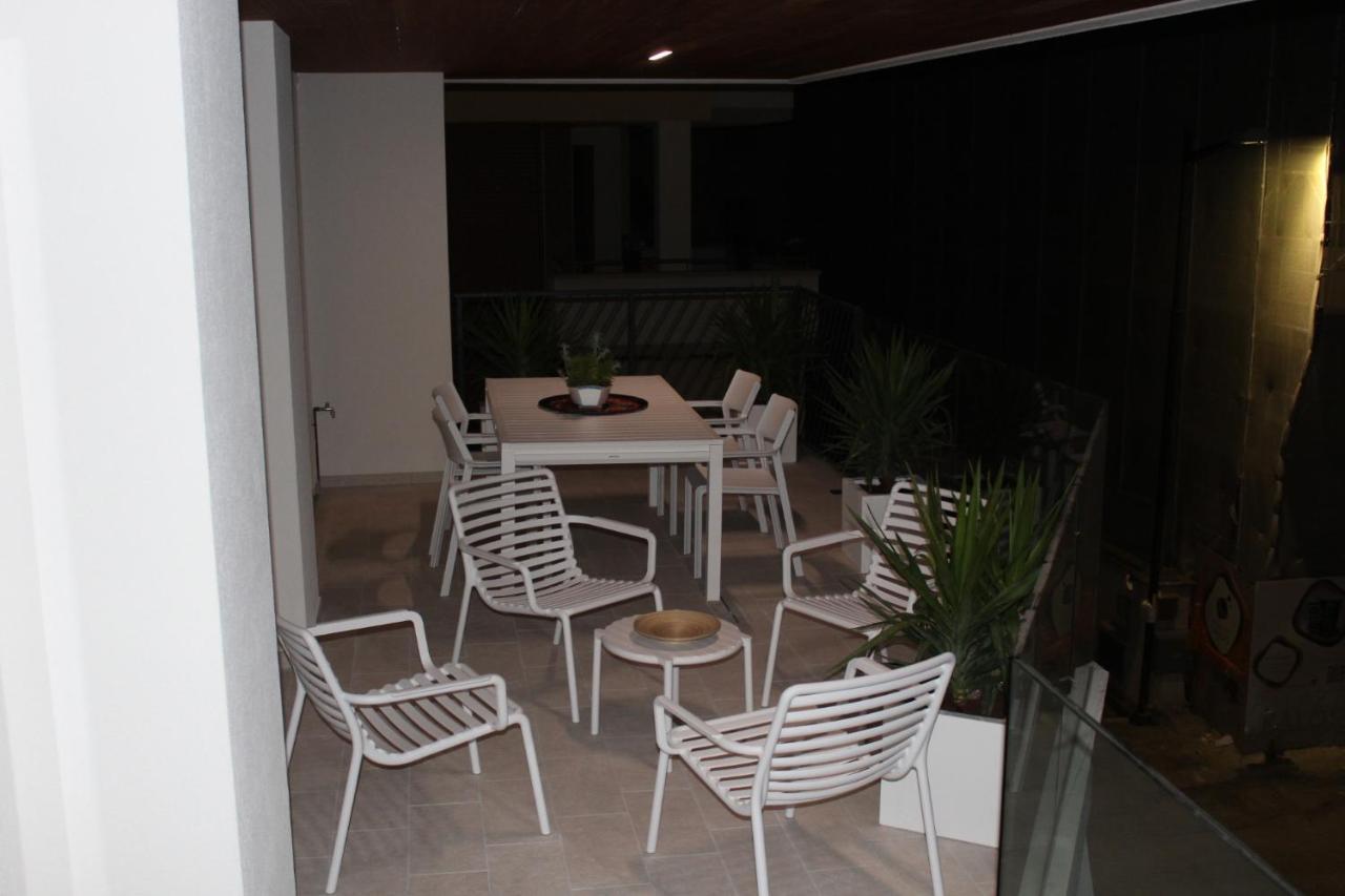 Novatek Apartment 201 Exclusive Pescara Exterior foto